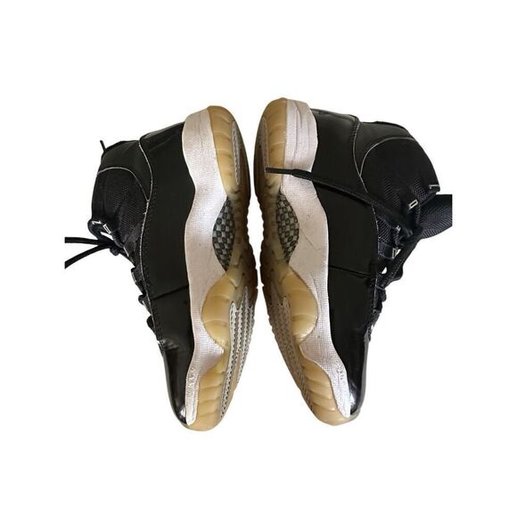 Air Jordan 11 Men\'s Black Retro Low \